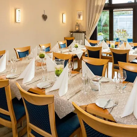 فندق Hotel-restaurant Fueck 3*