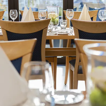 מלון Hotel-restaurant Fueck לברקוסן