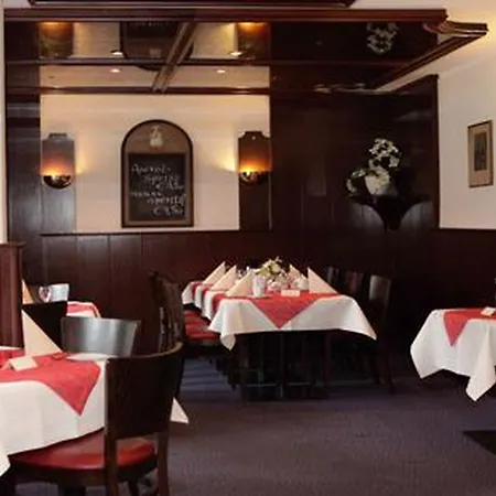 Hotel-restaurant Fueck 3* לברקוסן