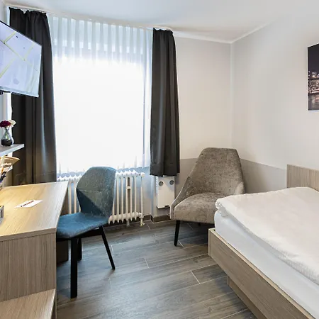 Hotel-restaurant Fueck 3* Leverkusen