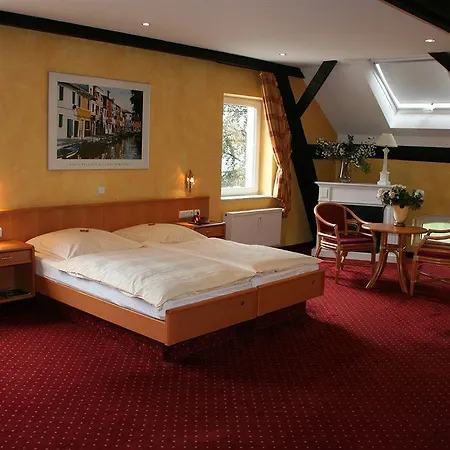 Hotel-restaurant Fueck 호텔 레버쿠젠