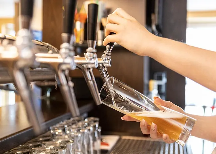 Hotell Hotel-restaurant Fueck 3*