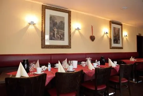 Hotel-restaurant Fueck 3* לברקוסן