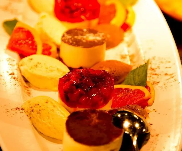 Hotel-restaurant Fueck 3* לברקוסן